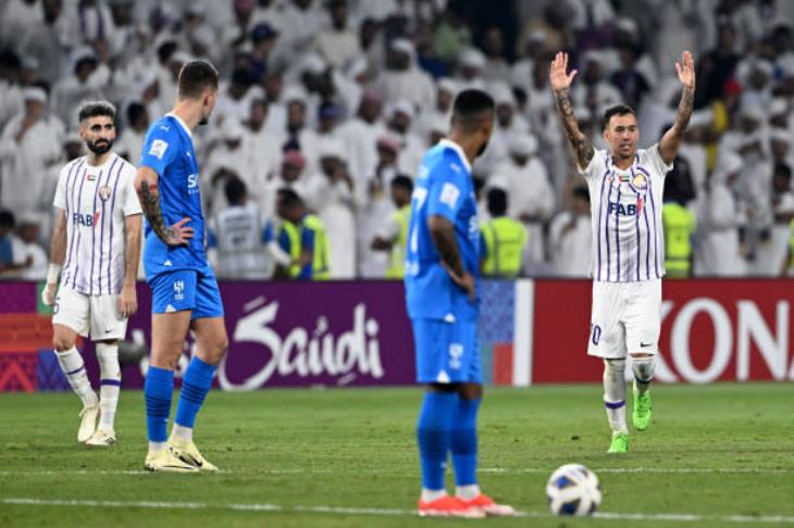 الهلال والعين
